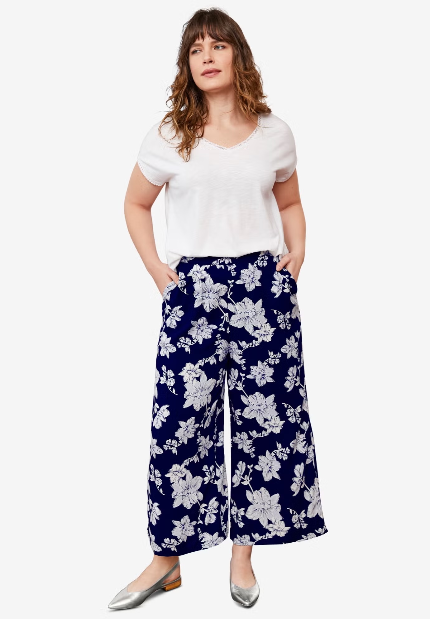 Wide-Leg Crop Pants 5 Wide-Leg Crop Pants